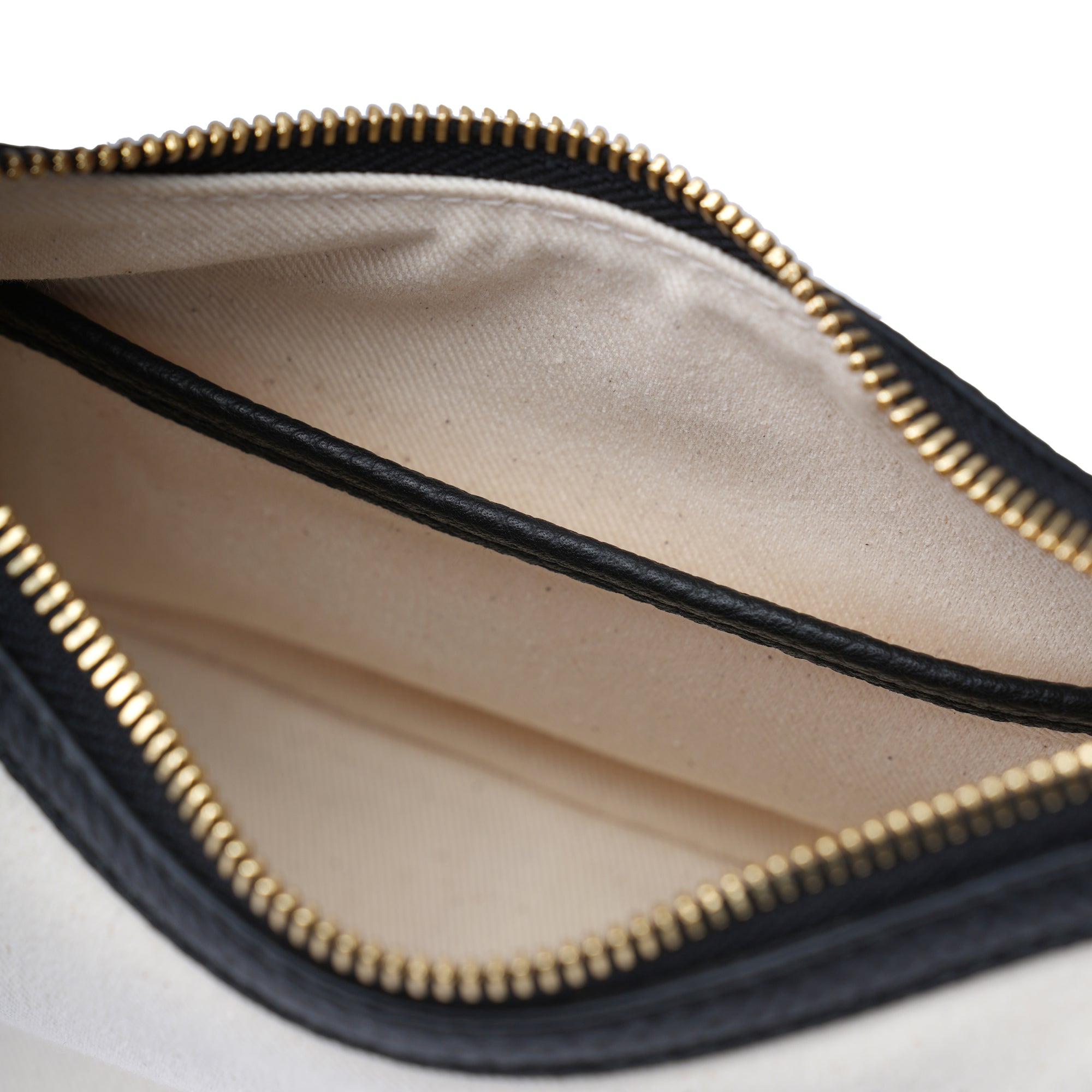 Bally Bar Ellipse Leather Bag