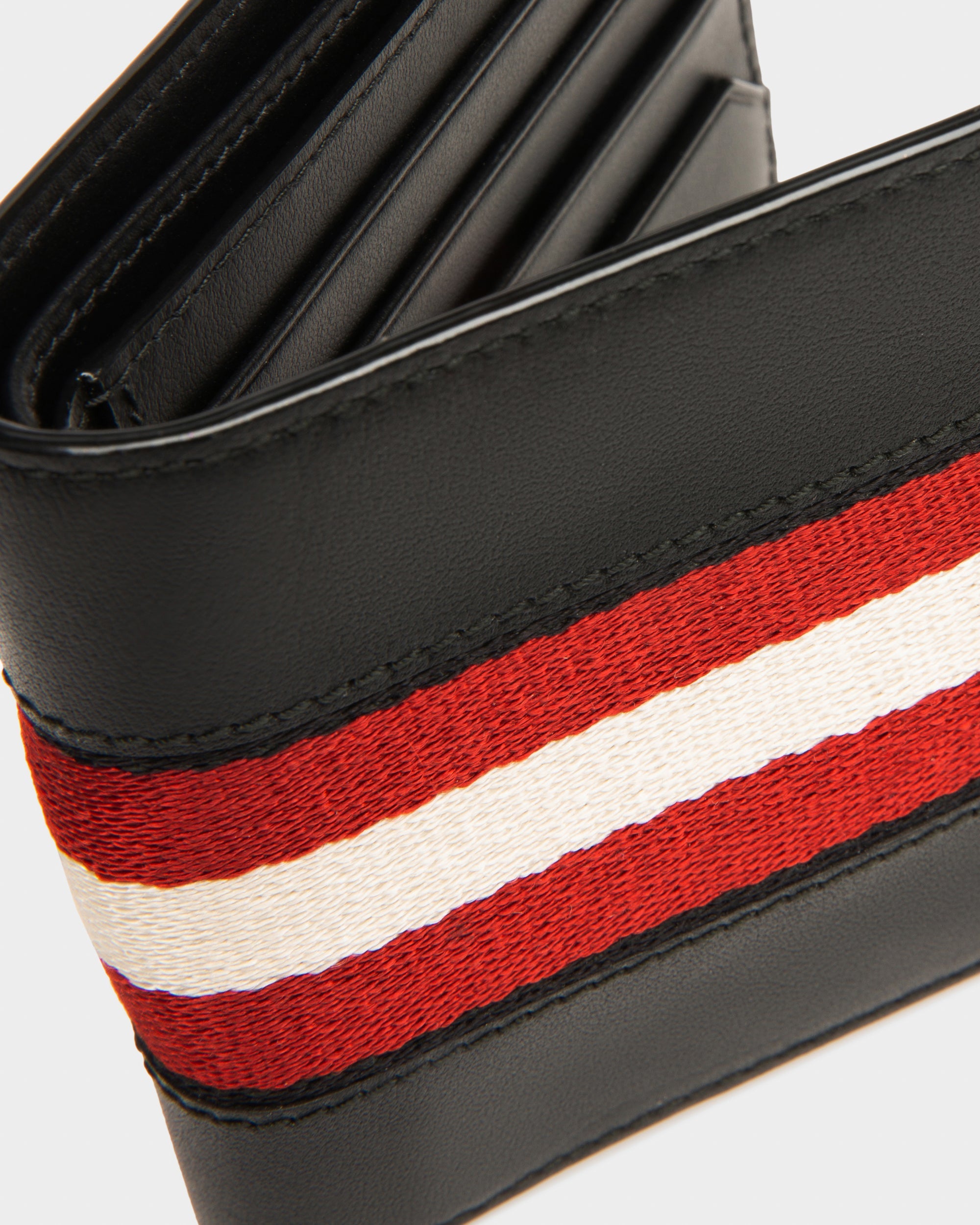Bally Brasai Leather Wallet In Black-in-Black-4-Bally Outlet