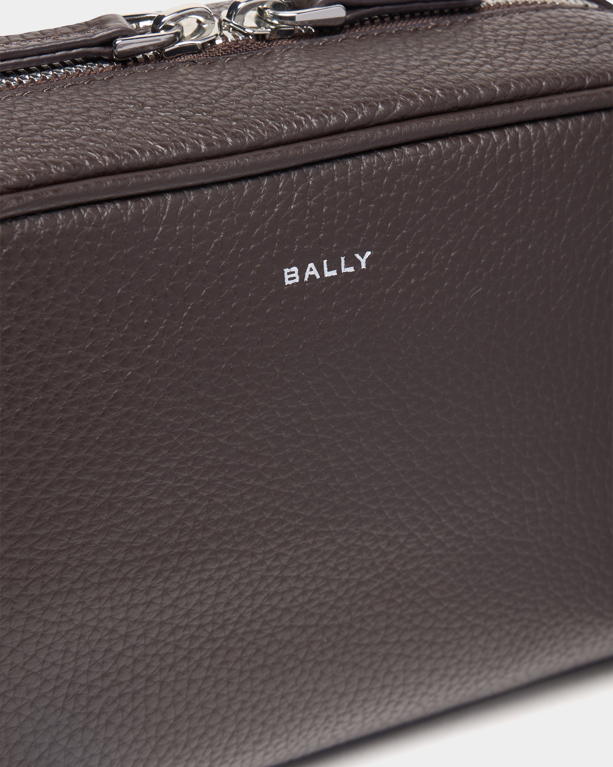 Bally York Washbag in Brown Leather-in-Brown-4-Bally Outlet