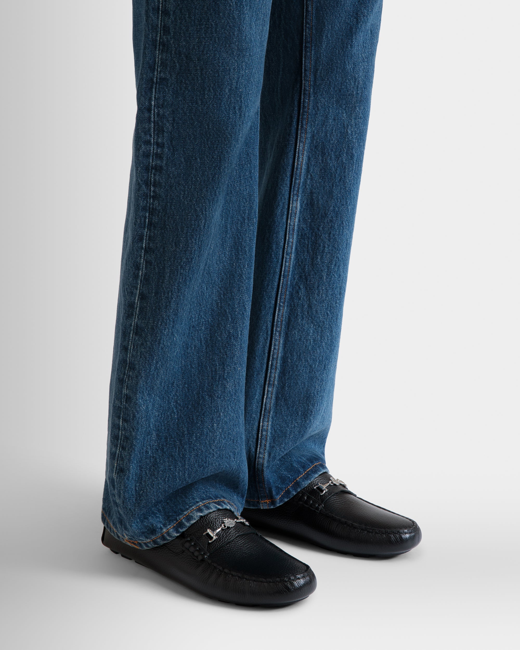 Bally Korey Driver In Grained Leather-in-Black-2-Bally Outlet