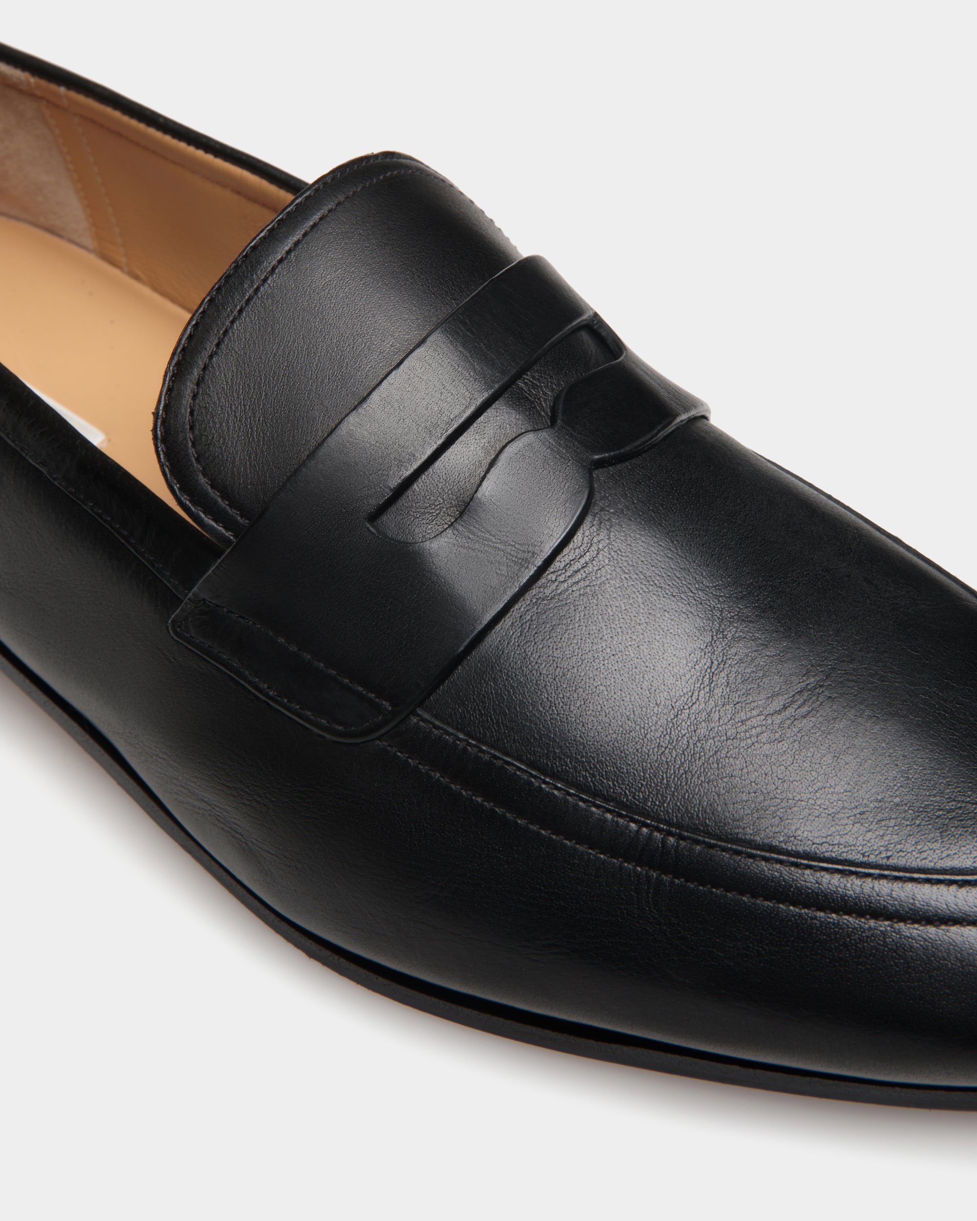 Bally Plume Loafer in Leather-in-Black-5-Bally Outlet