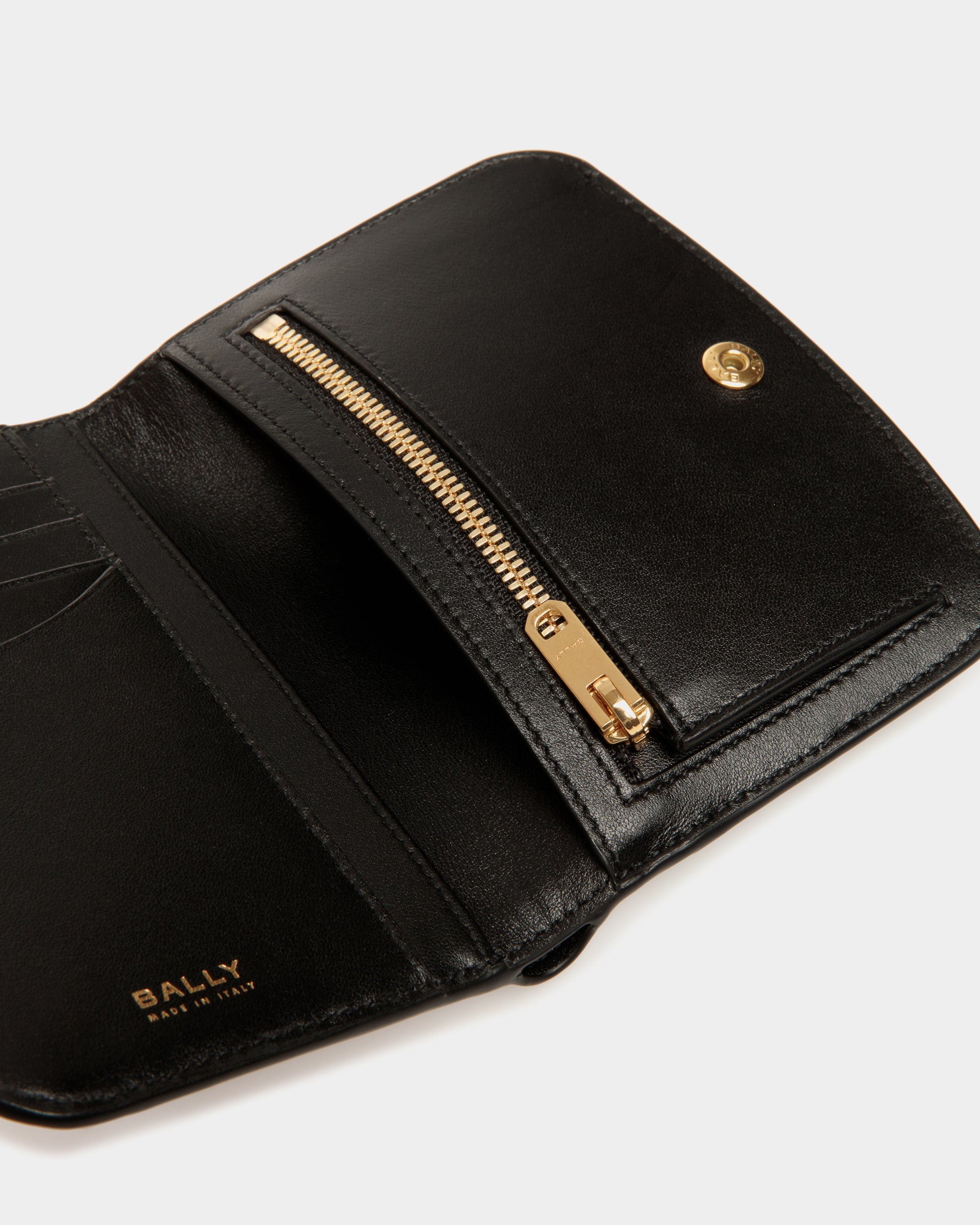 Deco Wallet in Black Leather-6310866-(5)-Bally Indonesia.